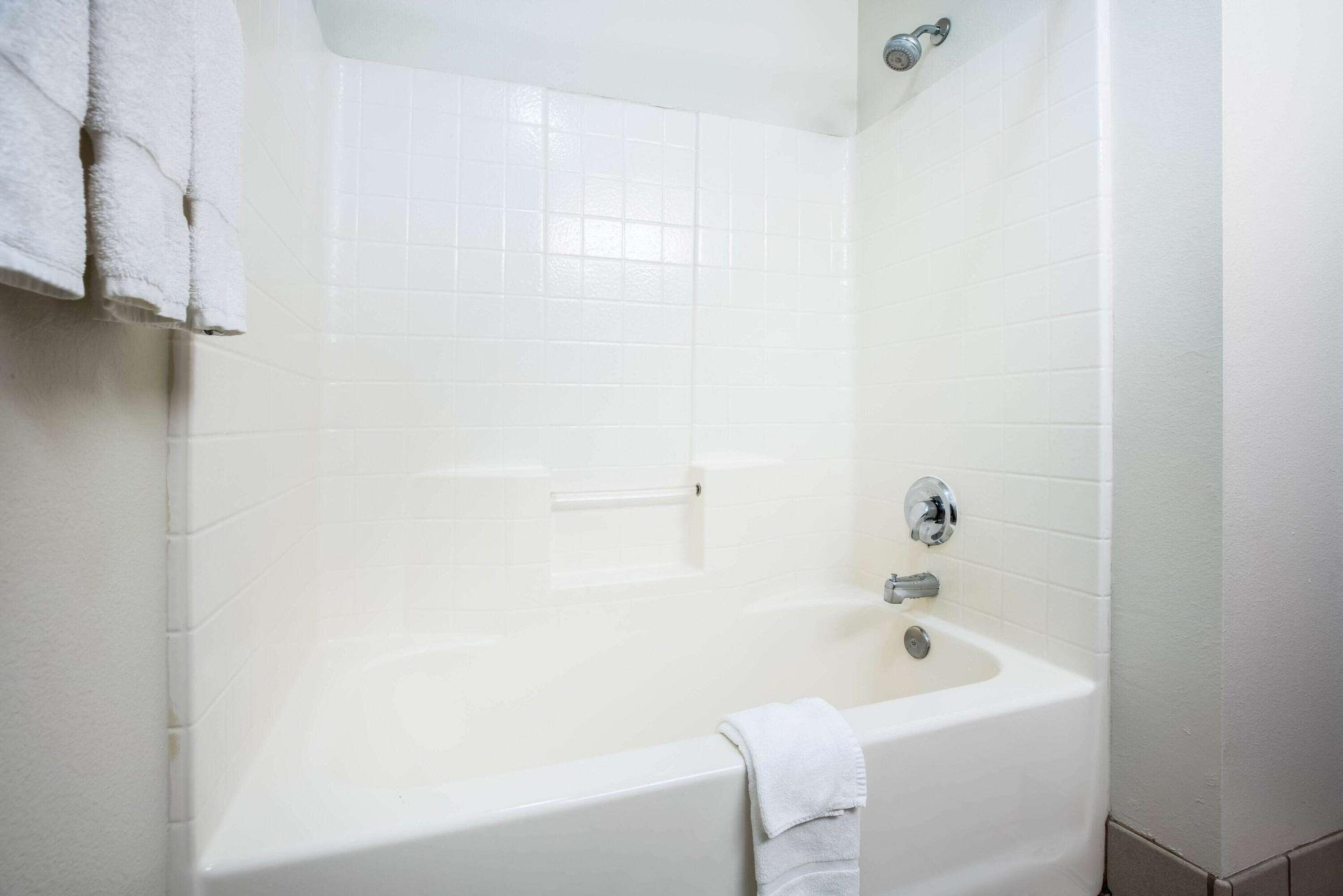 La Quinta By Wyndham Portland Airport Hotel Ngoại thất bức ảnh