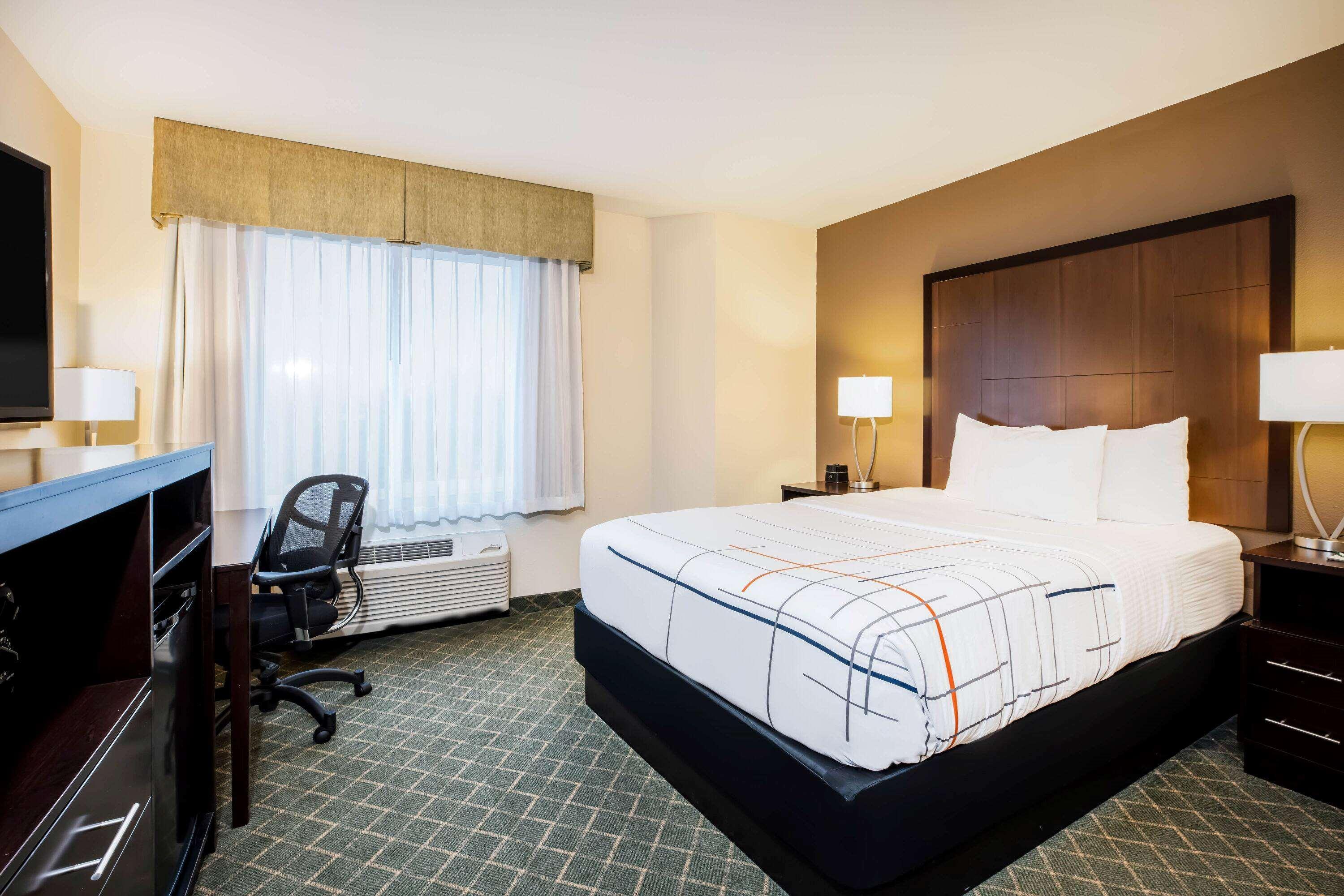 La Quinta By Wyndham Portland Airport Hotel Ngoại thất bức ảnh