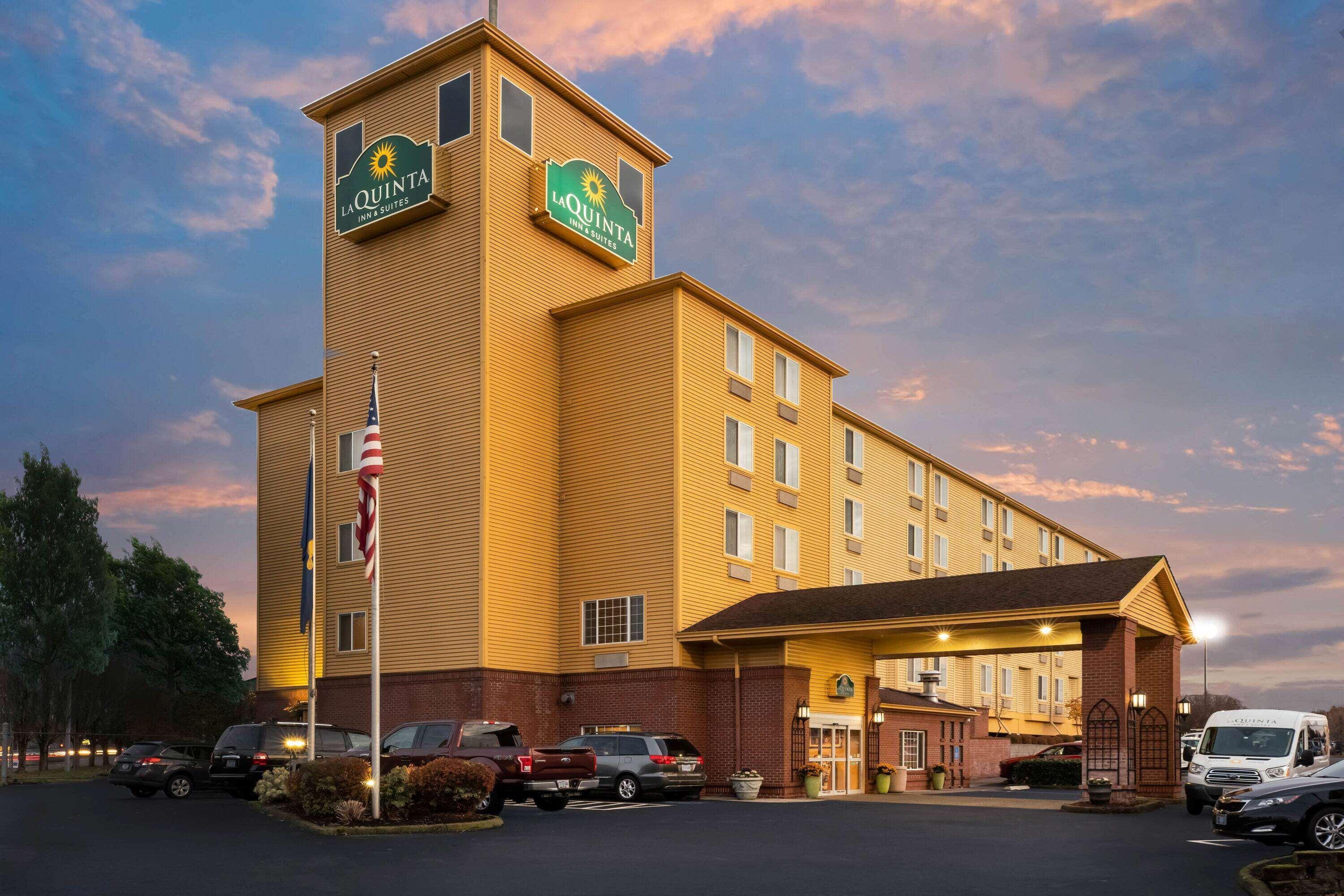 La Quinta By Wyndham Portland Airport Hotel Ngoại thất bức ảnh
