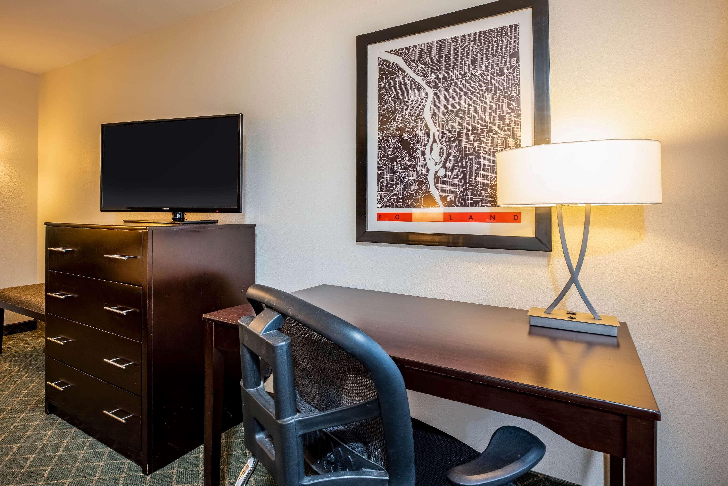 La Quinta By Wyndham Portland Airport Hotel Ngoại thất bức ảnh