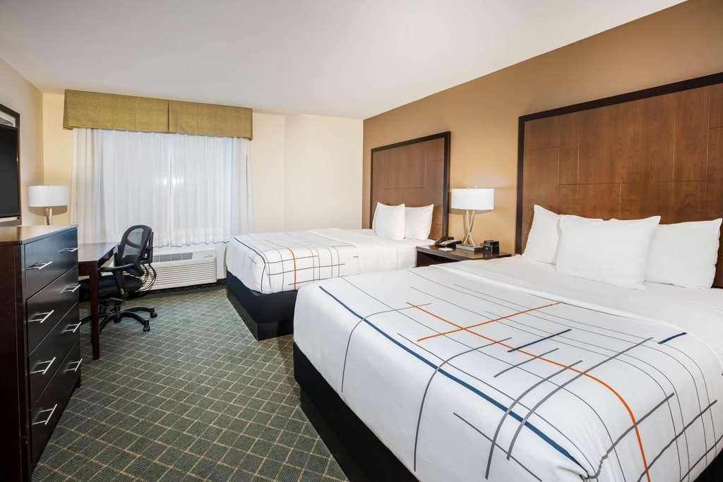 La Quinta By Wyndham Portland Airport Hotel Phòng bức ảnh